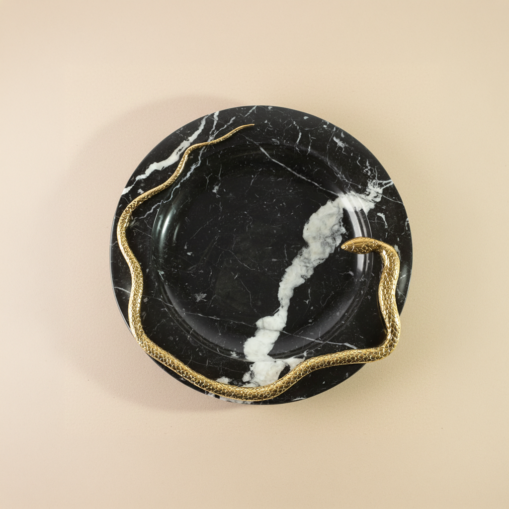 Serpent Plate